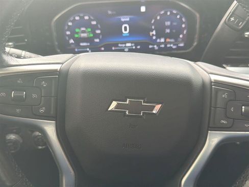 Used 2022 Chevrolet Silverado 1500 RST AWD/4WD image 20