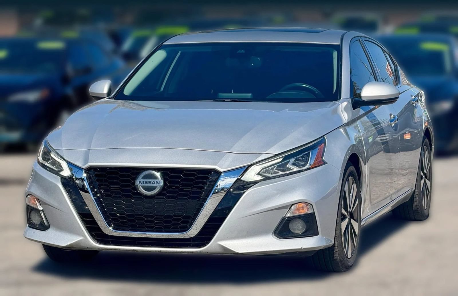 Used 2019 Nissan Altima 2.5 SL FWD image 3