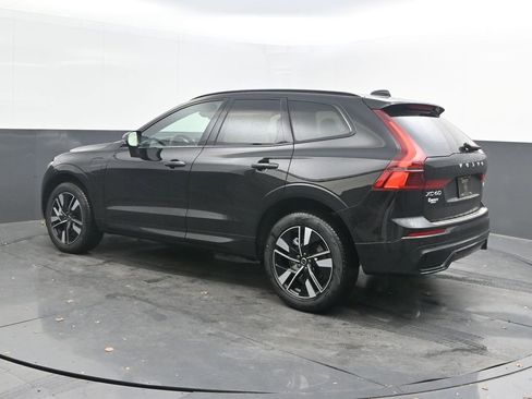 New 2026 Volvo XC60 T8 Core w/ Climate Package image 3