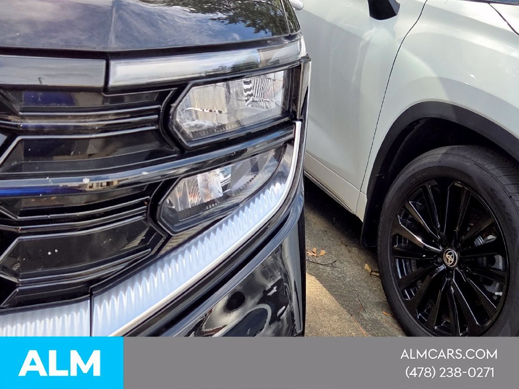 Used 2025 Ford Expedition Platinum AWD/4WD image 25