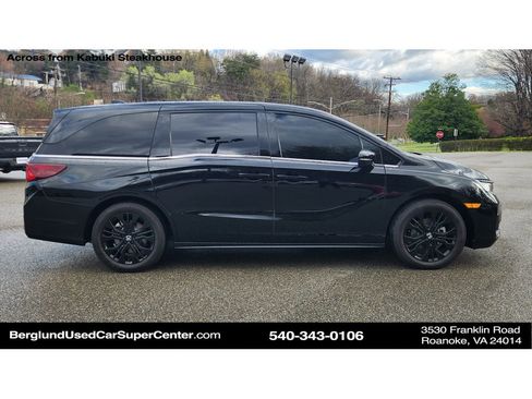 Used 2025 Honda Odyssey Sport-L image 3