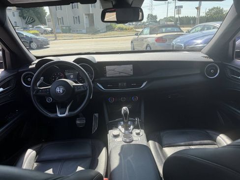 Used 2022 Alfa Romeo Stelvio Sprint AWD/4WD image 25