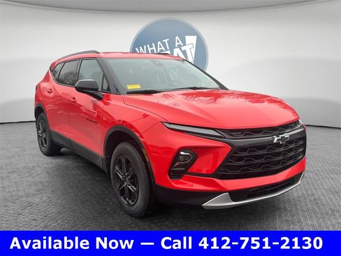 Used 2025 Chevrolet Blazer LT w/ Convenience Package image 1