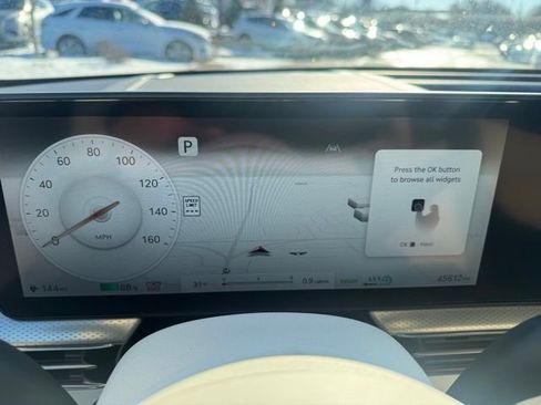 Used 2023 Genesis GV60 Advanced image 30