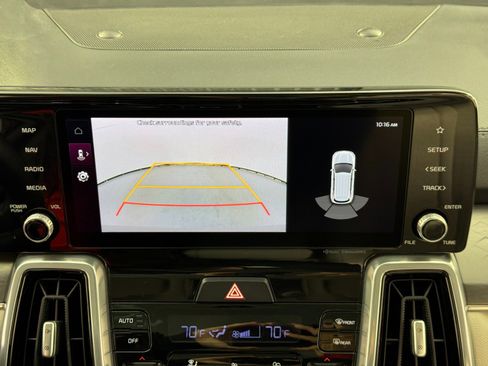 Used 2023 Kia Sorento SX image 28