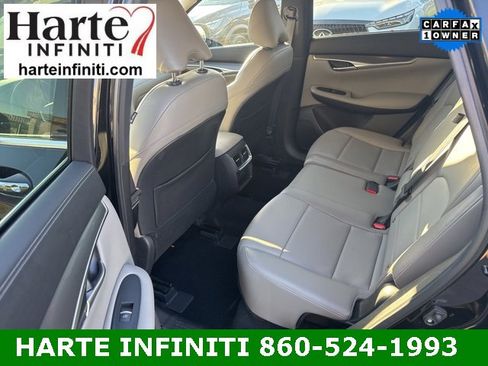 Certified 2024 INFINITI QX50 Luxe image 10