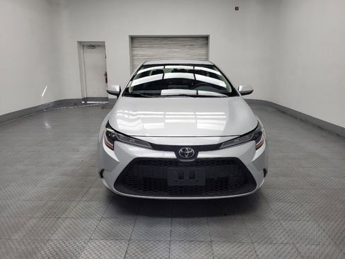 Used 2020 Toyota Corolla LE image 14