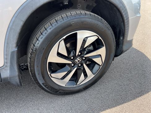 Used 2015 Honda CR-V Touring image 10