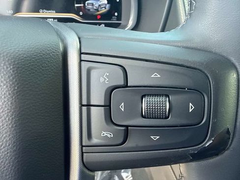 Used 2023 GMC Yukon XL SLT RWD image 24