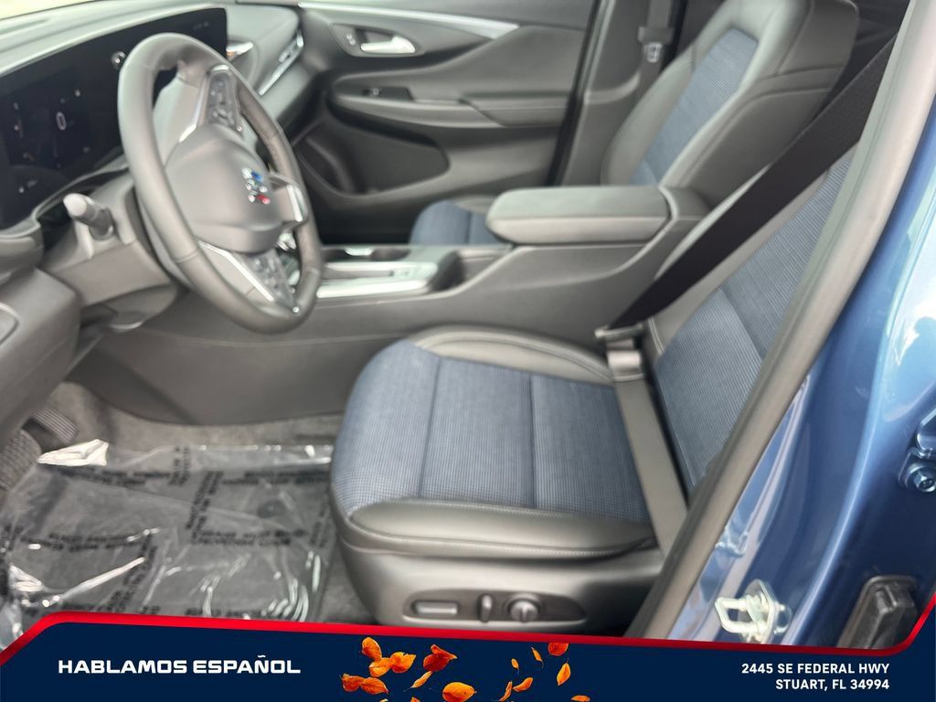 New 2026 Buick Envista Sport Touring w/ Convenience I Package FWD image 9