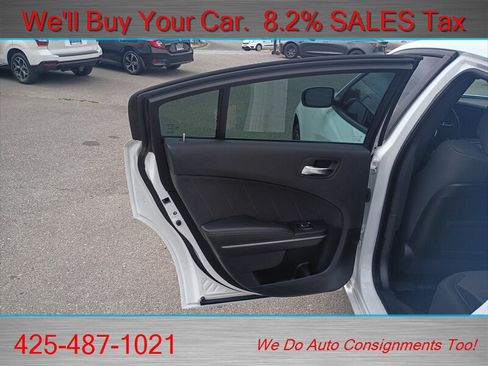 Used 2019 Dodge Charger SXT AWD/4WD image 15