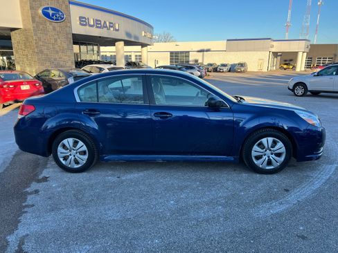 Used 2011 Subaru Legacy 2.5i image 8