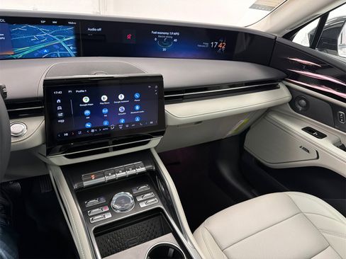 New 2026 Lincoln Nautilus Premier w/ Equipment Group 102A image 25