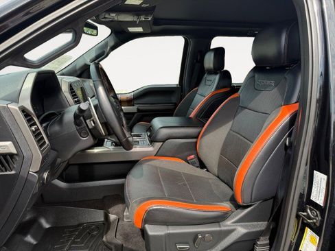 Used 2018 Ford F150 Raptor w/ Equipment Group 802A Luxury image 2