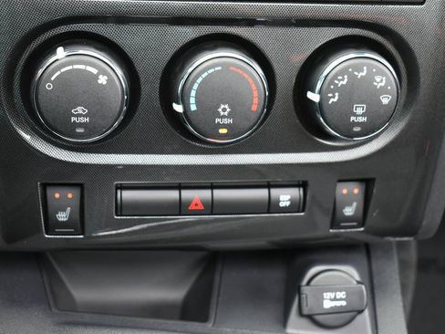 Used 2008 Dodge Challenger SRT8 image 33