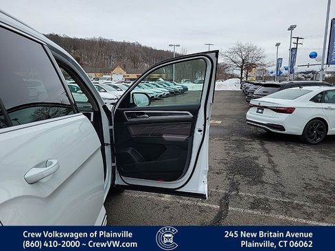 Certified 2022 Volkswagen Atlas SEL Premium AWD/4WD image 44