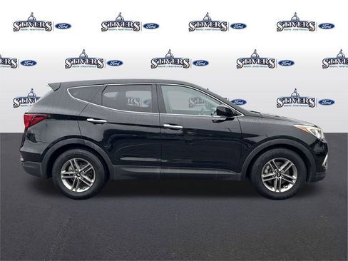 Used 2017 Hyundai Santa Fe Sport w/ Cargo Package image 4