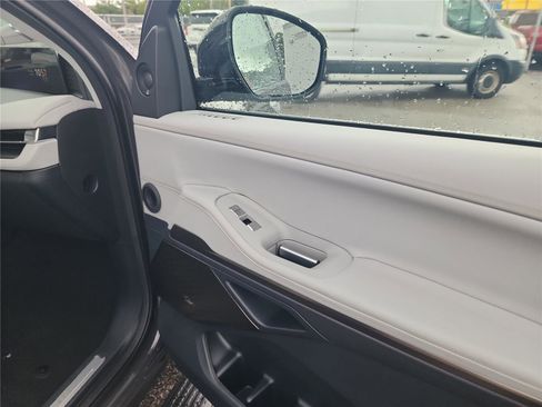 New 2026 Lincoln Navigator L Black Label AWD/4WD image 27