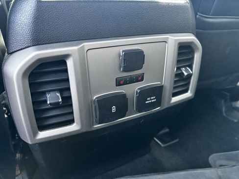 Used 2019 Ford F150 Lariat w/ Equipment Group 502A Luxury image 7