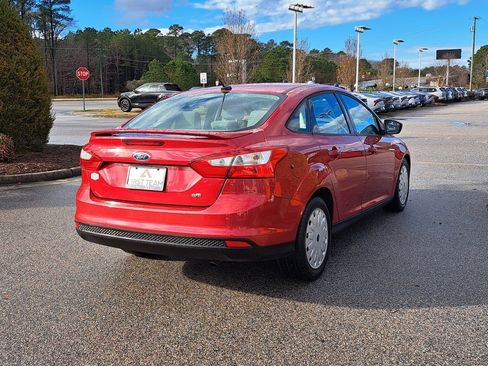 Used 2012 Ford Focus SE image 5