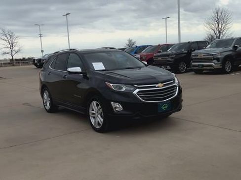 Certified 2018 Chevrolet Equinox Premier image 3