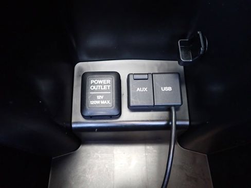 Used 2015 Honda Crosstour EX-L image 23