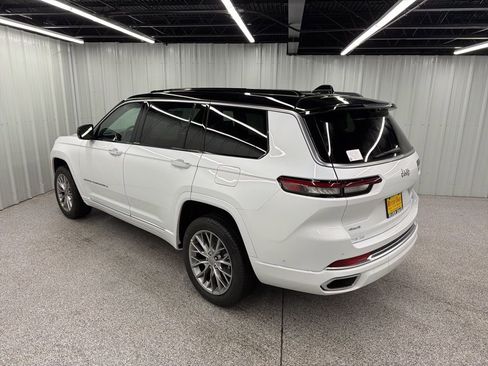 New 2025 Jeep Grand Cherokee L Summit w/ Advanced Protech Group IV image 4