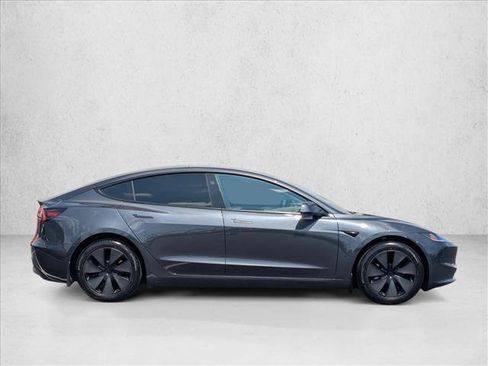 Used 2025 Tesla Model 3 Long Range RWD image 4