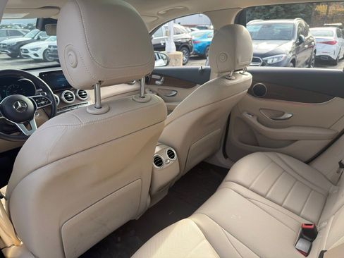 Used 2022 Mercedes-Benz GLC 300 4MATIC image 26