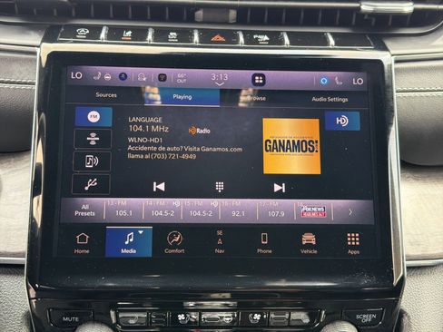 Used 2023 Jeep Grand Cherokee Overland image 38