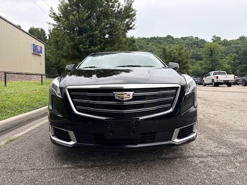 Used 2019 Cadillac XTS Luxury FWD image 2