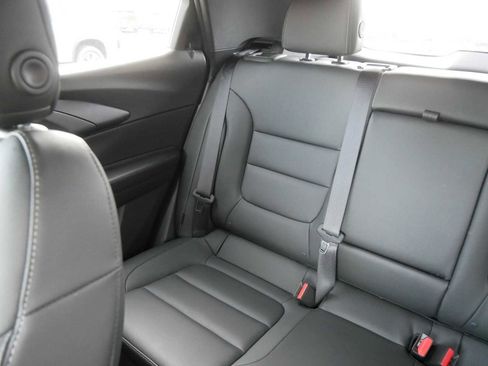 Used 2023 Chevrolet TrailBlazer ACTIV w/ Convenience Package image 12