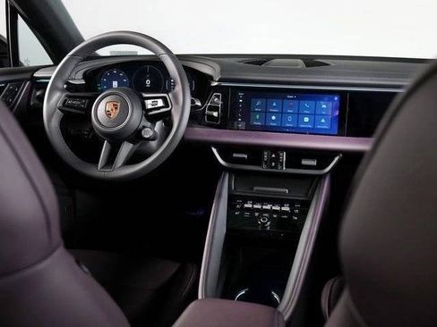 New 2025 Porsche Macan 4 Electric AWD/4WD image 15