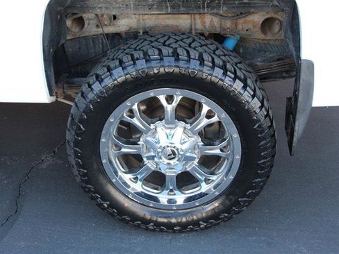 Used 2012 Chevrolet Silverado 2500 LTZ w/ LTZ Plus Package image 34