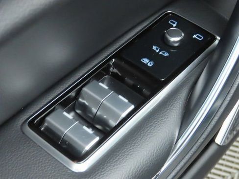 Used 2024 Jaguar XF R-Dynamic SE image 24