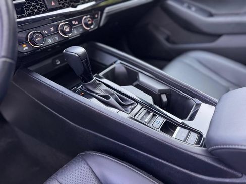 Used 2024 Honda Accord Sport image 15