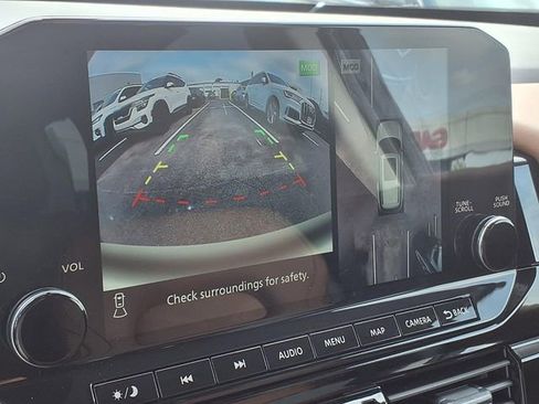 Used 2025 Nissan Pathfinder Platinum w/ Cargo Package image 11