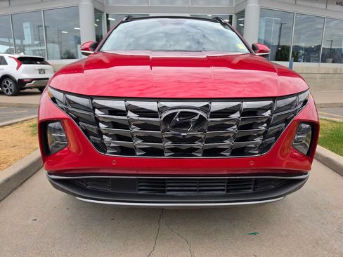 Used 2023 Hyundai Tucson Limited AWD/4WD image 2