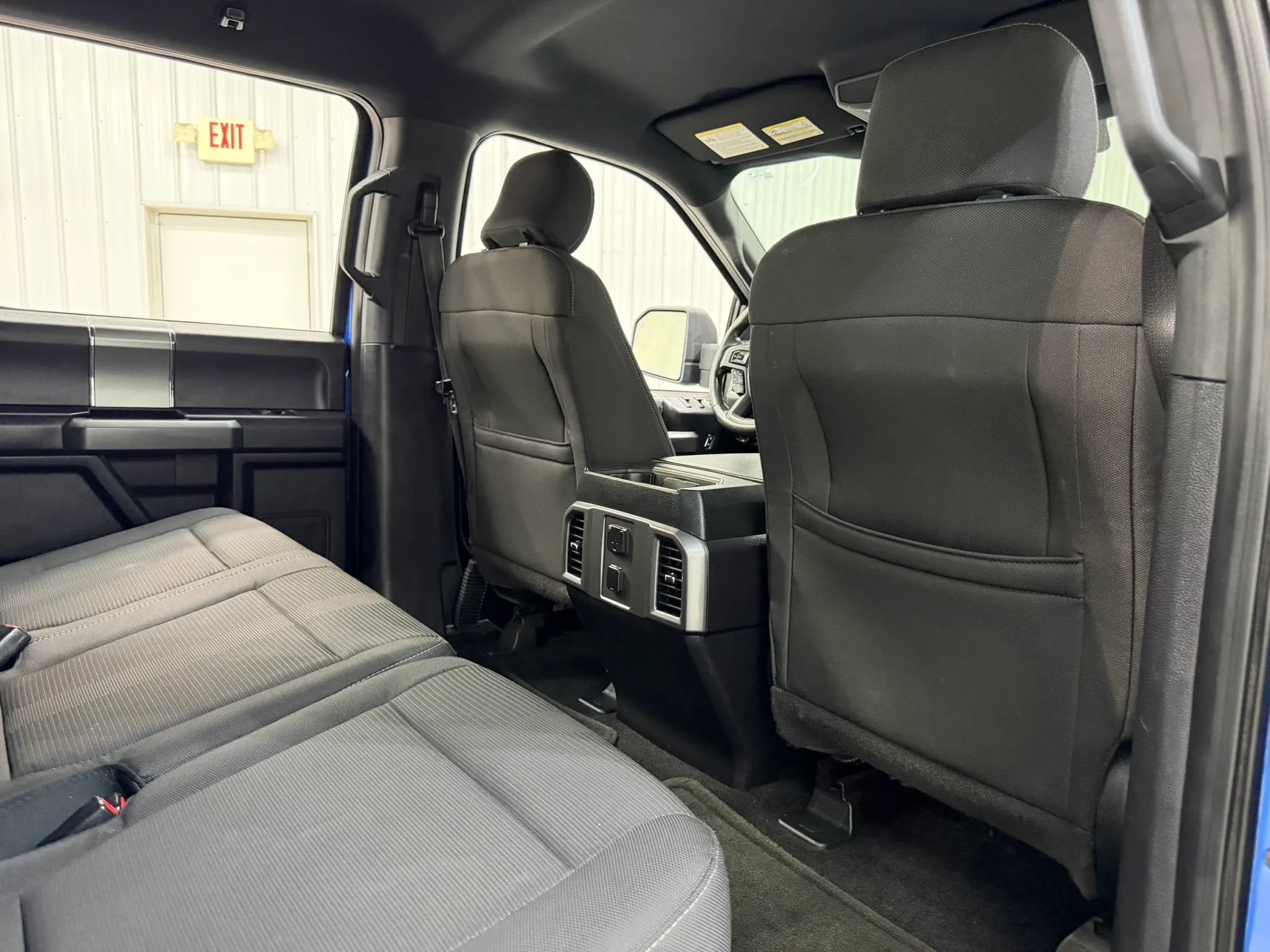 Used 2015 Ford F150 XLT w/ Equipment Group 302A Luxury AWD/4WD image 18