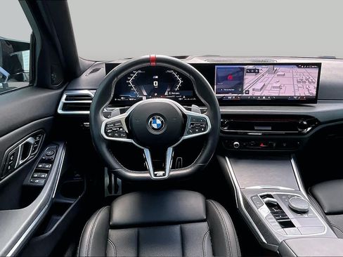 Used 2025 BMW M340i w/ Premium Package RWD image 5