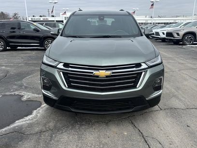 Used 2022 Chevrolet Traverse LT
