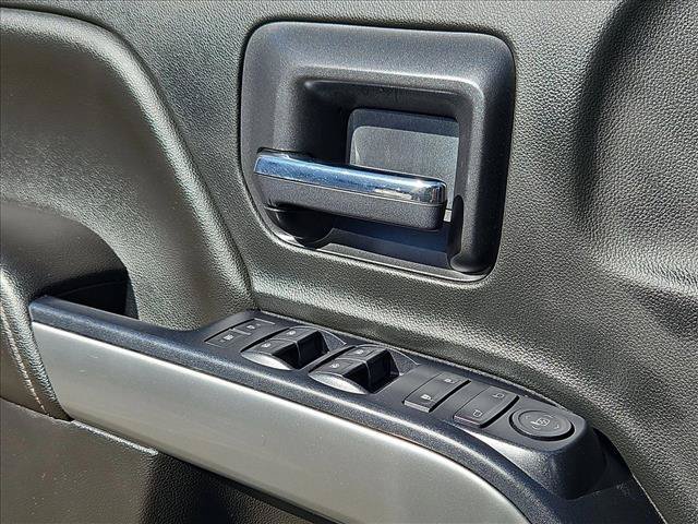 Used 2017 Chevrolet Silverado 1500 LT w/ LT Convenience Package AWD/4WD image 12