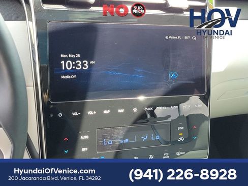 Certified 2024 Hyundai Tucson Limited FWD image 32