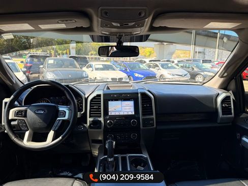 Used 2018 Ford F150 Lariat image 28