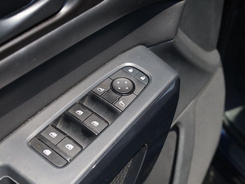 Used 2024 Nissan Pathfinder SV FWD image 23
