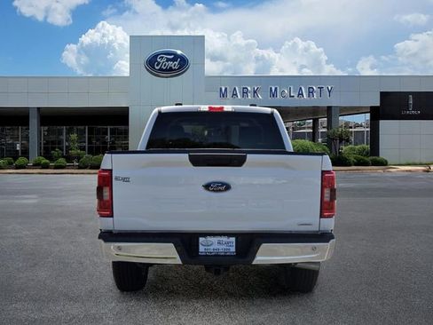 Certified 2022 Ford F150 XLT w/ Equipment Group 301A Mid AWD/4WD image 4