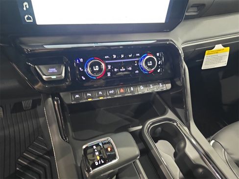 New 2026 GMC Sierra 1500 AT4X w/ AT4X AEV Edition image 25