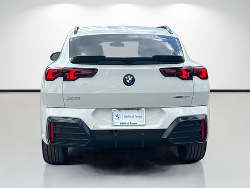 New 2026 BMW X2 xDrive28i w/ Technology Package AWD/4WD image 4
