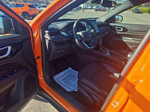 New 2026 Jeep Compass Latitude AWD/4WD image 12