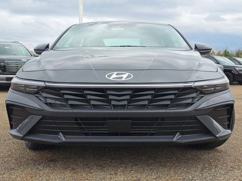 New 2026 Hyundai Elantra SEL Sport Premium FWD image 11